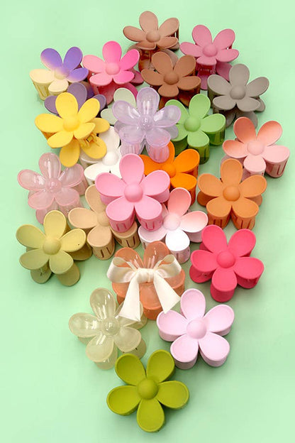 FLOWER HAIR CLAW CLIPS