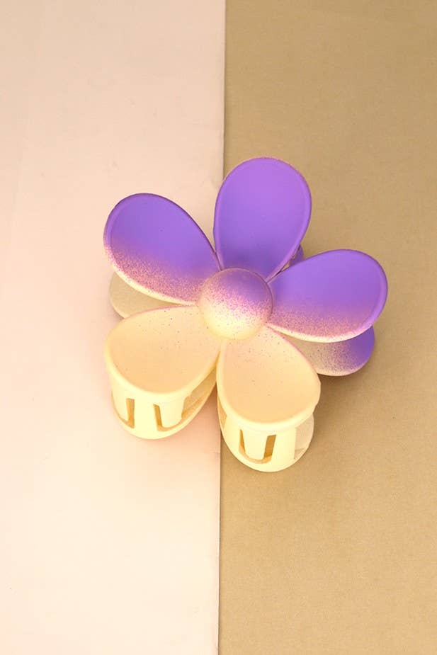 FLOWER HAIR CLAW CLIPS