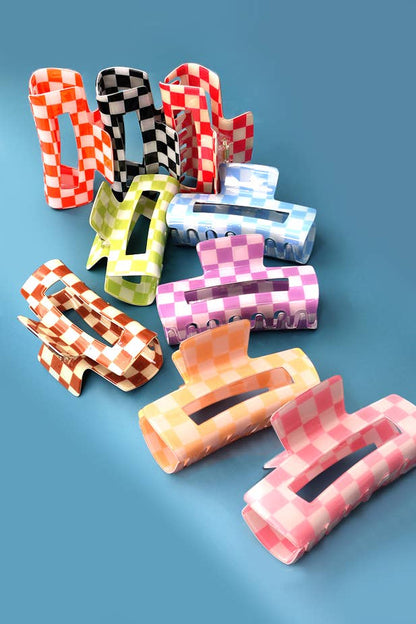 JUMBO CHECKER HAIR CLAW CLIP