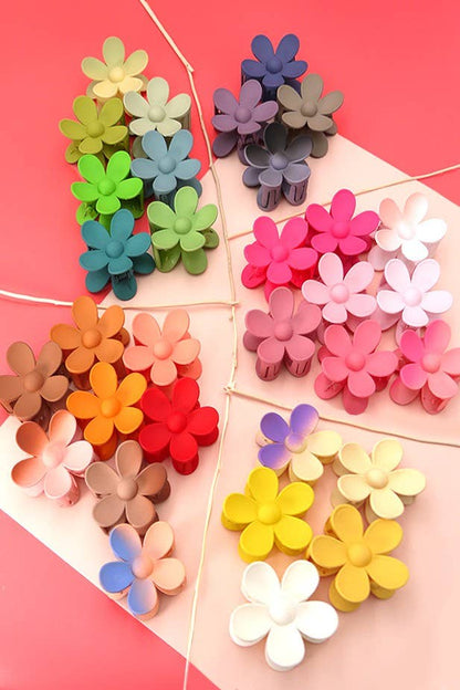 FLOWER HAIR CLAW CLIPS